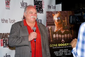 Actor Richard Riehle "Stan" does an interview